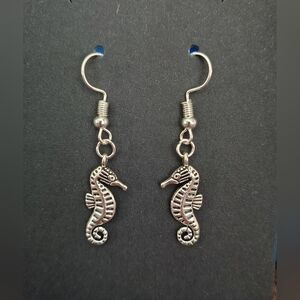 Silver Seahorse Earrings